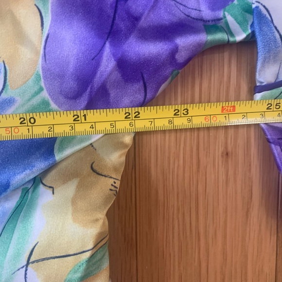 Romantic Moments Robe Bright Floral One Size Vintage Like New Long Ties … - Picture 7 of 12